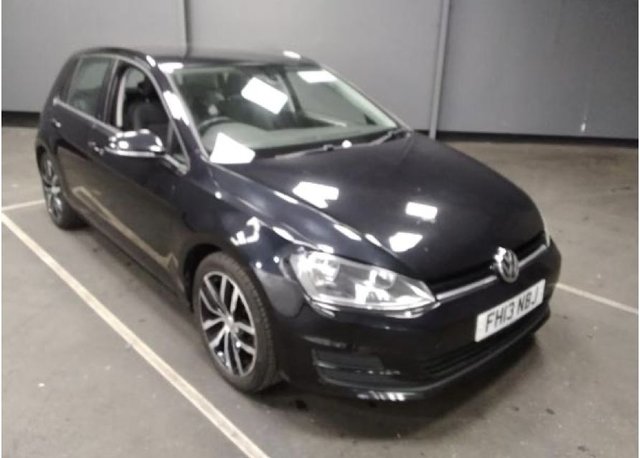 View our VOLKSWAGEN GOLF