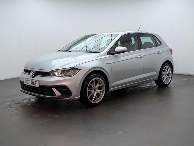 USED 2021 71 VOLKSWAGEN POLO 1.0 Polo Life TSi 5dr CLICK+COLLECT / HOME DELIVERY