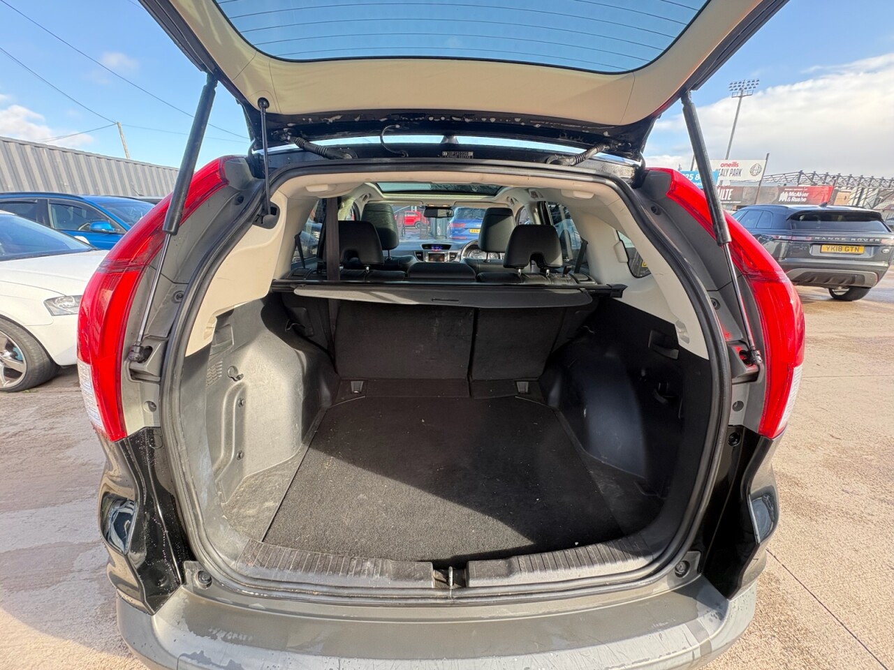 2014 HONDA CR-V 2.2 i-DTEC EX SUV 5dr Diesel Manual 4WD Euro 5 (s/s) (150 ps) - vehicle photo 12 for sale on PureCar