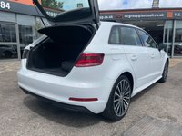 USED 2015 64 AUDI A3 1.4 TFSI e-tron Sportback 5dr Petrol Plug-in Hybrid e-S Tronic Euro 6 8.8kWh (204 ps) PANORAMIC ROOF| FULL LEATHER |SAT NAV|UNMARKED ALLOY WHEELS