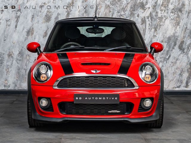 View our MINI CONVERTIBLE
