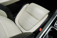 USED 2017 67 JAGUAR XE 2.0d R-Sport Auto Euro 6 (s/s) 4dr Full Black & Cream Leather