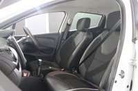 USED 2017 17 RENAULT CLIO 1.2 16V Dynamique Nav Hatchback 5dr Petrol Manual Euro 6 (75 ps) 7 stamp SERVICE HISTORY - 2 OWNERS