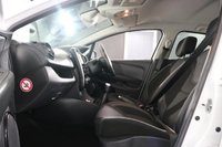 USED 2017 17 RENAULT CLIO 1.2 16V Dynamique Nav Hatchback 5dr Petrol Manual Euro 6 (75 ps) 7 stamp SERVICE HISTORY - 2 OWNERS
