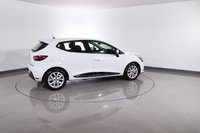 USED 2017 17 RENAULT CLIO 1.2 16V Dynamique Nav Hatchback 5dr Petrol Manual Euro 6 (75 ps) 7 stamp SERVICE HISTORY - 2 OWNERS