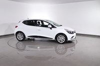 USED 2017 17 RENAULT CLIO 1.2 16V Dynamique Nav Hatchback 5dr Petrol Manual Euro 6 (75 ps) 7 stamp SERVICE HISTORY - 2 OWNERS