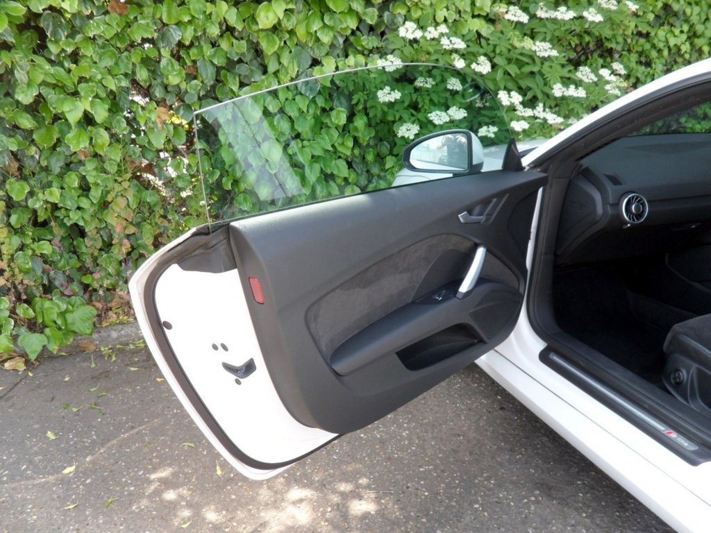 USED 2016 16 AUDI TT 2.0 TFSI S line Coupe 3dr Petrol S Tronic Euro 6 (s/s) (230 ps) 2 Owners FSH Water pump Replaced