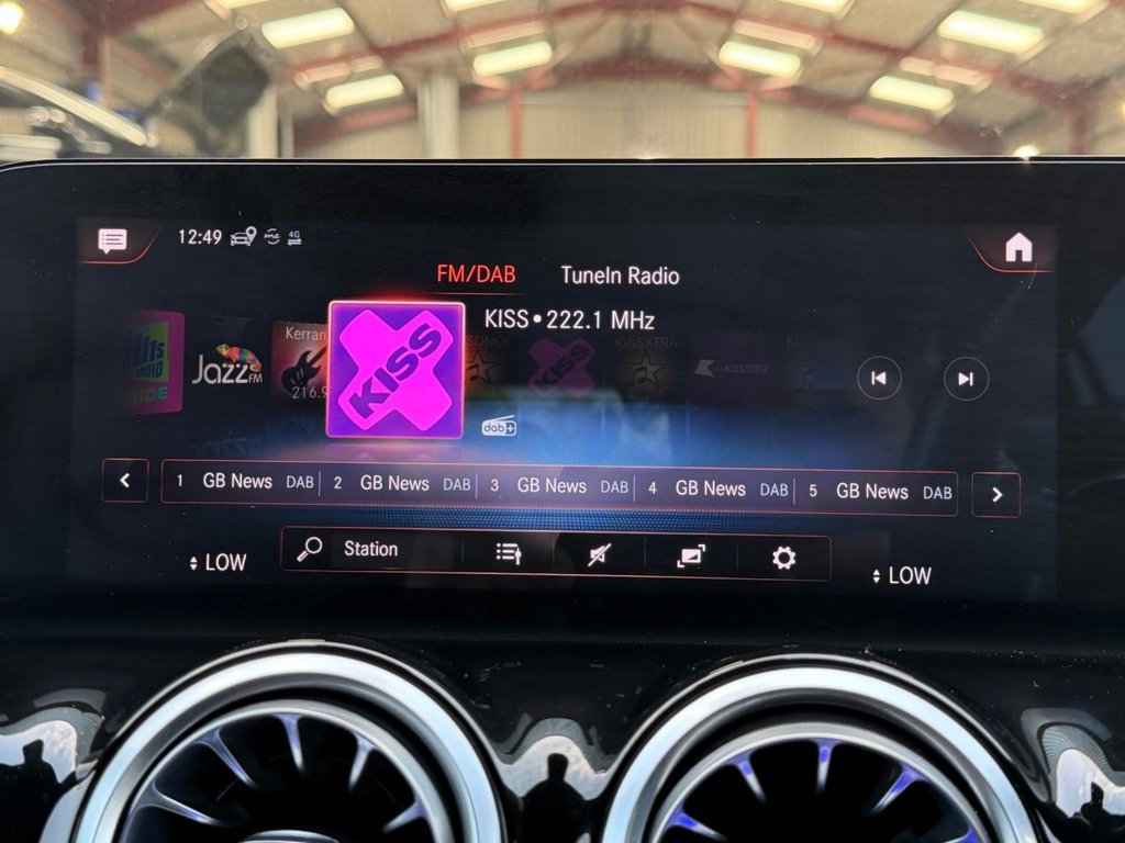 USED 2022 71 MERCEDES-BENZ EQA EQA 250 66.5kWh AMG Line SUV 5dr Electric Auto (190 ps) 5 Services|1 Owner|Camera|SatNav|Ambient Lights|