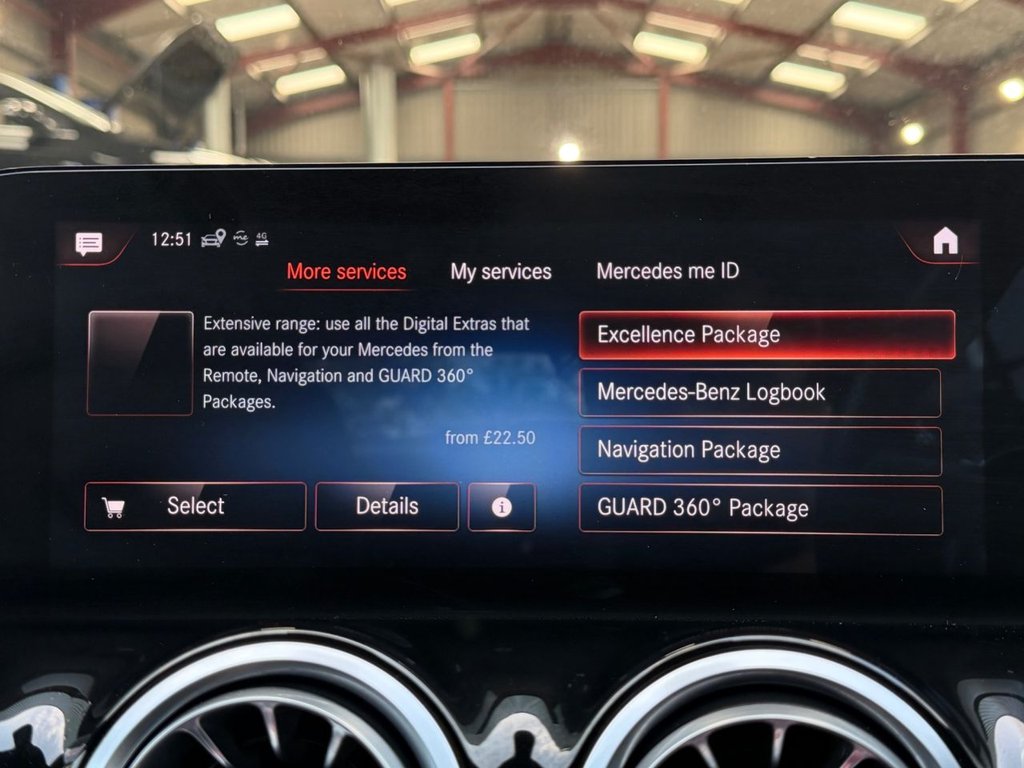 USED 2022 71 MERCEDES-BENZ EQA EQA 250 66.5kWh AMG Line SUV 5dr Electric Auto (190 ps) 5 Services|1 Owner|Camera|SatNav|Ambient Lights|