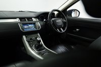 USED 2015 65 LAND ROVER RANGE ROVER EVOQUE 2.0 TD4 SE 4WD Euro 6 (s/s) 5dr Panoramic Roof, Black Leather
