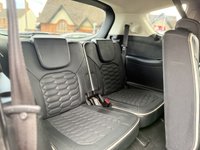 USED 2017 17 FORD S-MAX 2.0 TDCi Vignale MPV 5dr Diesel Powershift Euro 6 (s/s) (180 ps) 