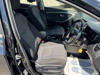 USED 2015 15 HYUNDAI I30 1.6 CRDi Blue Drive SE Tourer 5dr Diesel Manual Euro 6 (s/s) (110 ps) &pound;20 TAX, SOLD WITH A NEW MOT