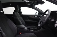 USED 2022 71 VOLVO C40 Twin Recharge 78kWh Pro 5dr Auto AWD (SUNROOF) 