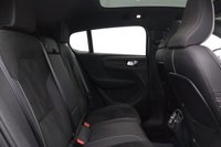 USED 2022 71 VOLVO C40 Twin Recharge 78kWh Pro 5dr Auto AWD (SUNROOF) 