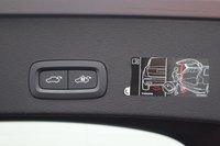 USED 2022 71 VOLVO C40 Twin Recharge 78kWh Pro 5dr Auto AWD (SUNROOF) 