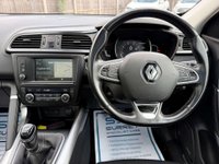 USED 2017 17 RENAULT KADJAR 1.2 Kadjar Signature Nav TCe 5dr Full Service Sat Nav Pan Roof