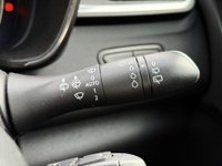 USED 2017 17 RENAULT KADJAR 1.2 Kadjar Signature Nav TCe 5dr Full Service Sat Nav Pan Roof