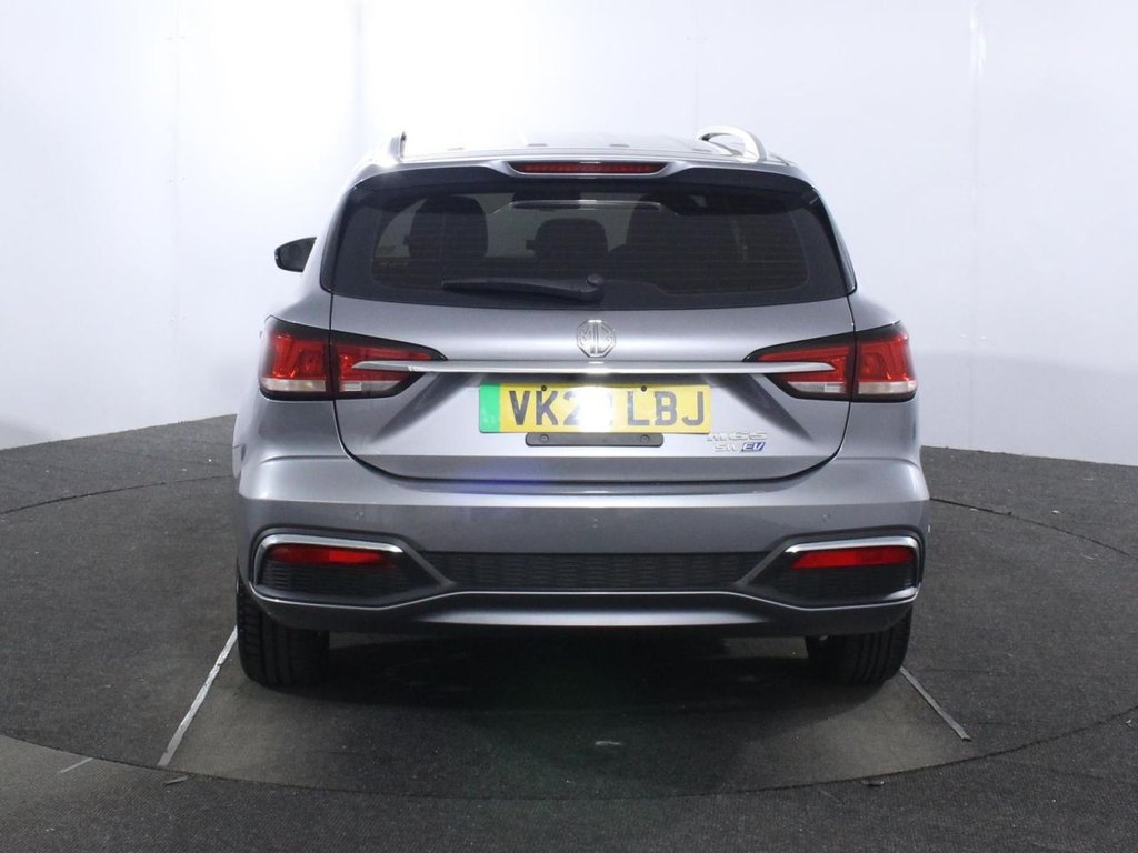 USED 2022 22 MG MG5 61.1kWh Exclusive Long Range Estate 5dr Electric Auto (156 ps) 