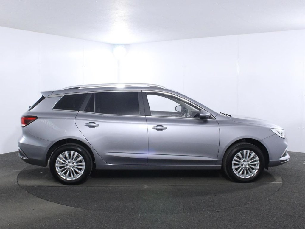 USED 2022 22 MG MG5 61.1kWh Exclusive Long Range Estate 5dr Electric Auto (156 ps) 