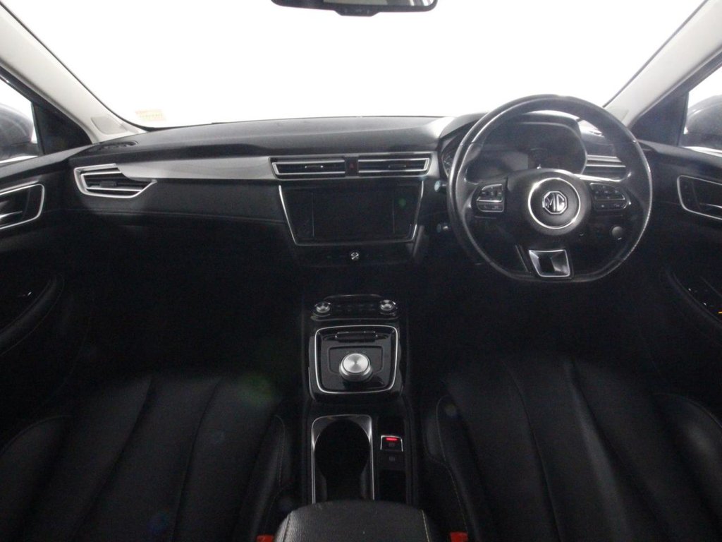 USED 2022 22 MG MG5 61.1kWh Exclusive Long Range Estate 5dr Electric Auto (156 ps) 