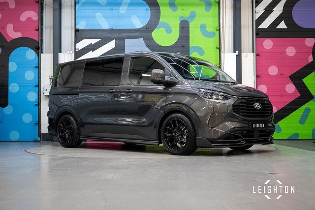 View our FORD TRANSIT CUSTOM