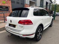 USED 2016 16 VOLKSWAGEN TOUAREG 3.0 TDI V6 BlueMotion Tech R-Line Tiptronic 4WD Euro 6 (s/s) 5dr GREAT SPEC PAN ROOF SUNROOF