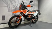 USED 2020 20 KTM 690 ENDURO R WITH RADE GARAGE RALLY TOWER - BUY ONLINE 24 HRS A DAY - FINANCE AVAILABLE - ALL TYPES OF CREDIT ACCEPTED GREAT DUAL SPORT / ADV BIKE SPEC