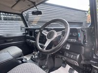 USED 2004 04 LAND ROVER DEFENDER 2.5 TD5 County Hard Top SUV 3dr Diesel Manual SWB (282 g/km, 120 bhp) 