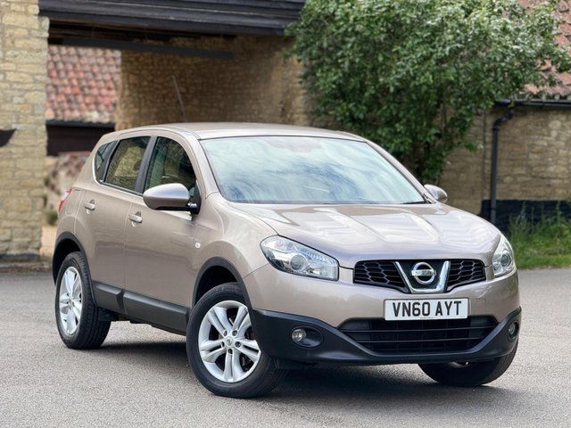 View our NISSAN QASHQAI