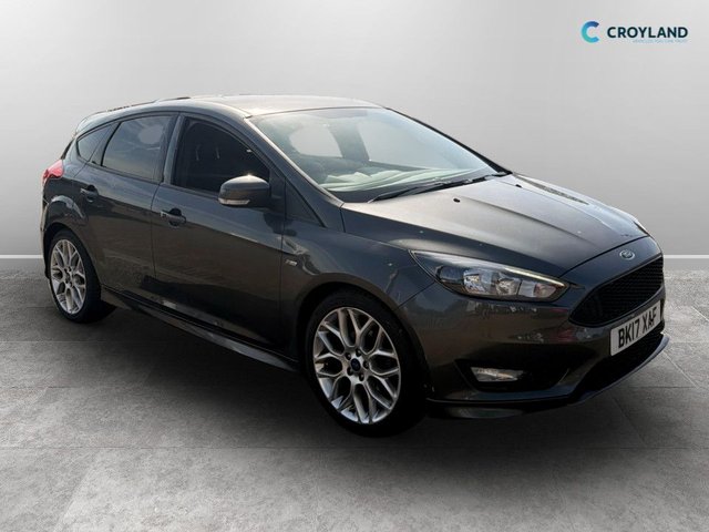 View our Ford Focus 1.5 TDCi ST-Line Hatchback 5dr Diesel Manual Euro 6 (s/s) (120 ps)