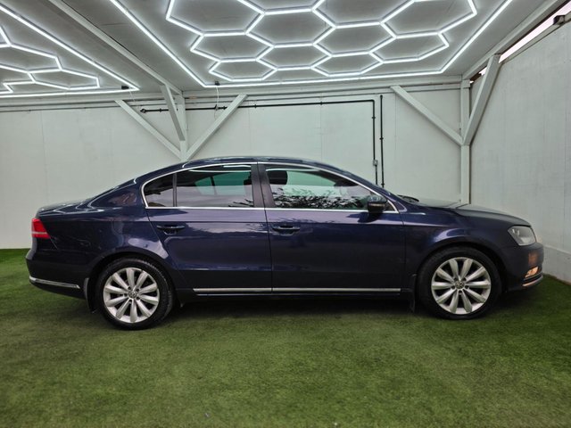 View our VOLKSWAGEN PASSAT