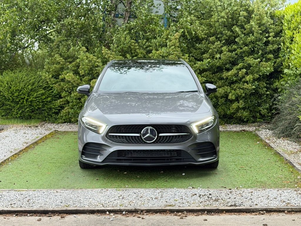 USED 2021 21 MERCEDES-BENZ A-CLASS 1.3 A200 AMG Line Edition (Premium Plus) Hatchback 5dr Petrol 7G-DCT Euro 6 (s/s) (163 ps) 1 OWN, SUPER LOW MILES, P/ROOF, FSH