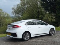 USED 2019 69 HYUNDAI IONIQ 1.6 h-GDi GPF Premium SE Hatchback 5dr Petrol Hybrid DCT Euro 6 (s/s) (141 ps) 