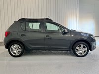 USED 2017 67 DACIA SANDERO STEPWAY 1.5 dCi Ambiance Hatchback 5dr Diesel Manual  