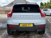 USED 2020 69 VOLVO XC40 2.0 T4 R-Design Pro SUV 5dr Petrol Auto Euro 6 (s/s) (190 ps) SUV