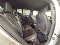 USED 2020 69 VOLVO XC40 2.0 T4 R-Design Pro SUV 5dr Petrol Auto Euro 6 (s/s) (190 ps) SUV