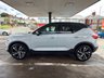 USED 2020 69 VOLVO XC40 2.0 T4 R-Design Pro SUV 5dr Petrol Auto Euro 6 (s/s) (190 ps) SUV