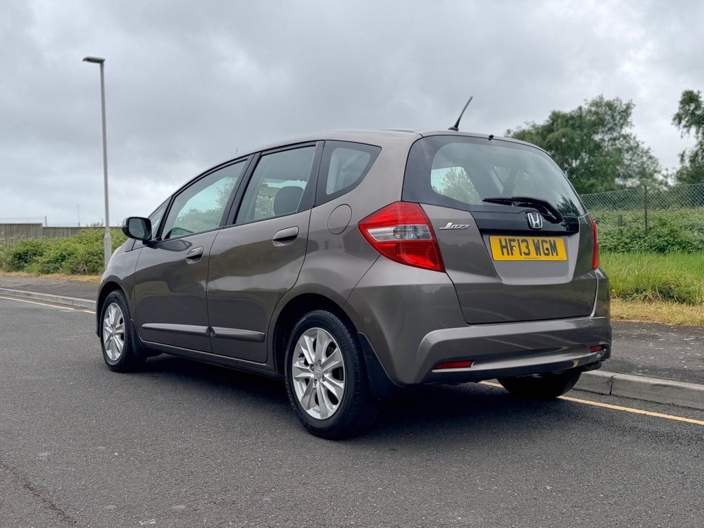 USED 2013 13 HONDA JAZZ 1.4 i-VTEC ES // Hatchback 5dr // Petrol // Manual // Euro 5 (99 ps) // px swap 