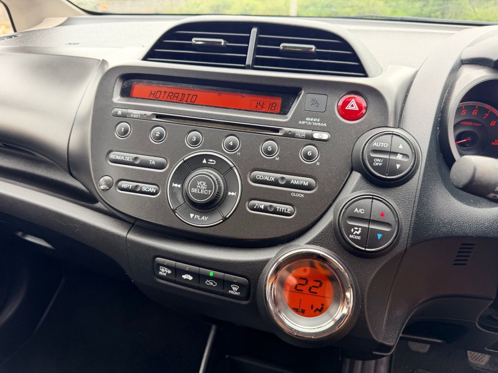 USED 2013 13 HONDA JAZZ 1.4 i-VTEC ES // Hatchback 5dr // Petrol // Manual // Euro 5 (99 ps) // px swap 