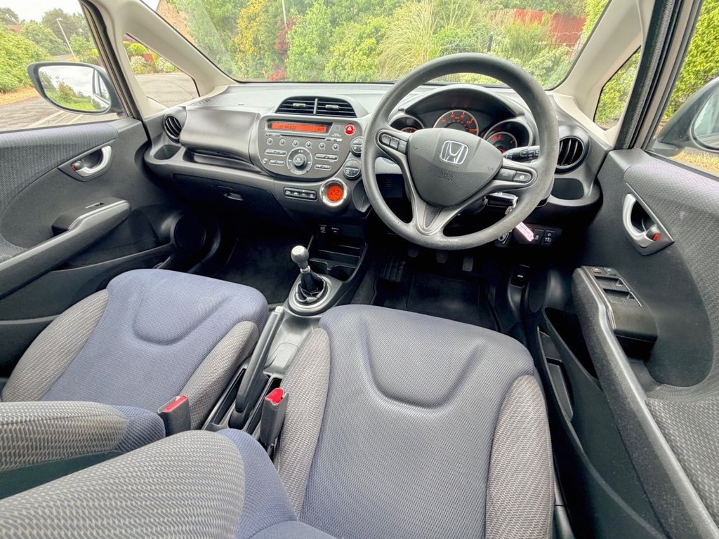 USED 2013 13 HONDA JAZZ 1.4 i-VTEC ES // Hatchback 5dr // Petrol // Manual // Euro 5 (99 ps) // px swap 