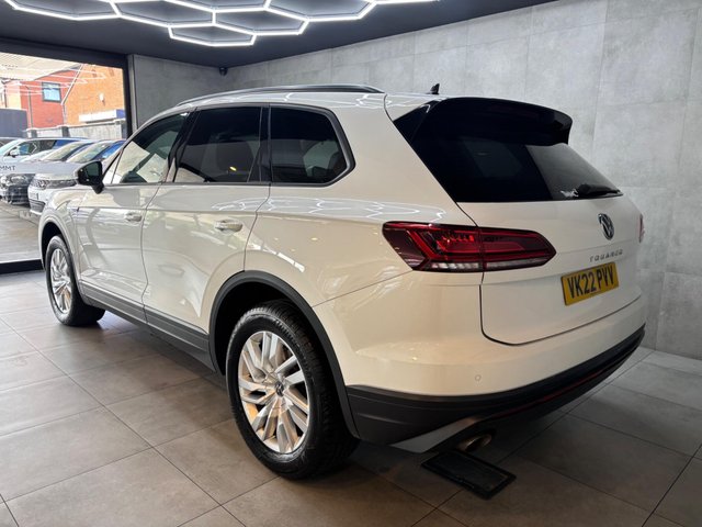 View our VOLKSWAGEN TOUAREG