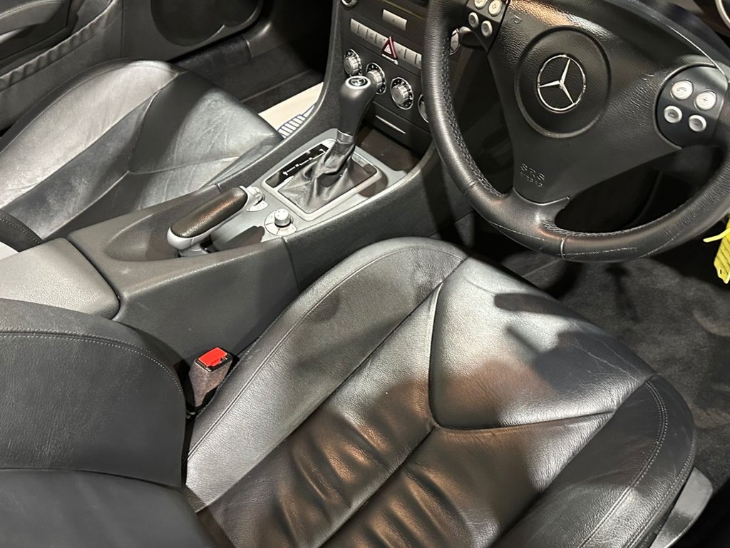 USED 2007 57 MERCEDES-BENZ SLK 1.8 SLK200 Kompressor Convertible 2dr Petrol Automatic (211 g/km, 163 bhp) 