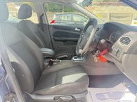 USED 2006 06 FORD FOCUS 1.6 Zetec Climate Hatchback 5dr Petrol Automatic (184 g/km, 99 bhp) 12 MONTH MOT - AUTO