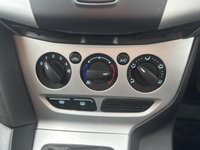 USED 2014 64 FORD FOCUS 1.6 Zetec Navigator Hatchback 5dr Petrol Manual Euro 5 (105 ps) CAMBELT + WATER PUMP SERVICE