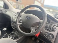 USED 2004 04 FORD FOCUS 1.6i 16v Ghia Saloon 4dr Petrol Manual (163 g/km, 99 bhp) 12 MONTH MOT - JUST SERVICED