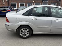 USED 2004 04 FORD FOCUS 1.6i 16v Ghia Saloon 4dr Petrol Manual (163 g/km, 99 bhp) 12 MONTH MOT - JUST SERVICED
