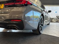 USED 2021 21 BMW 5 SERIES 3.0 530d MHT M Sport Saloon 4dr Diesel Hybrid Steptronic xDrive Euro 6 (s/s) (286 ps) 