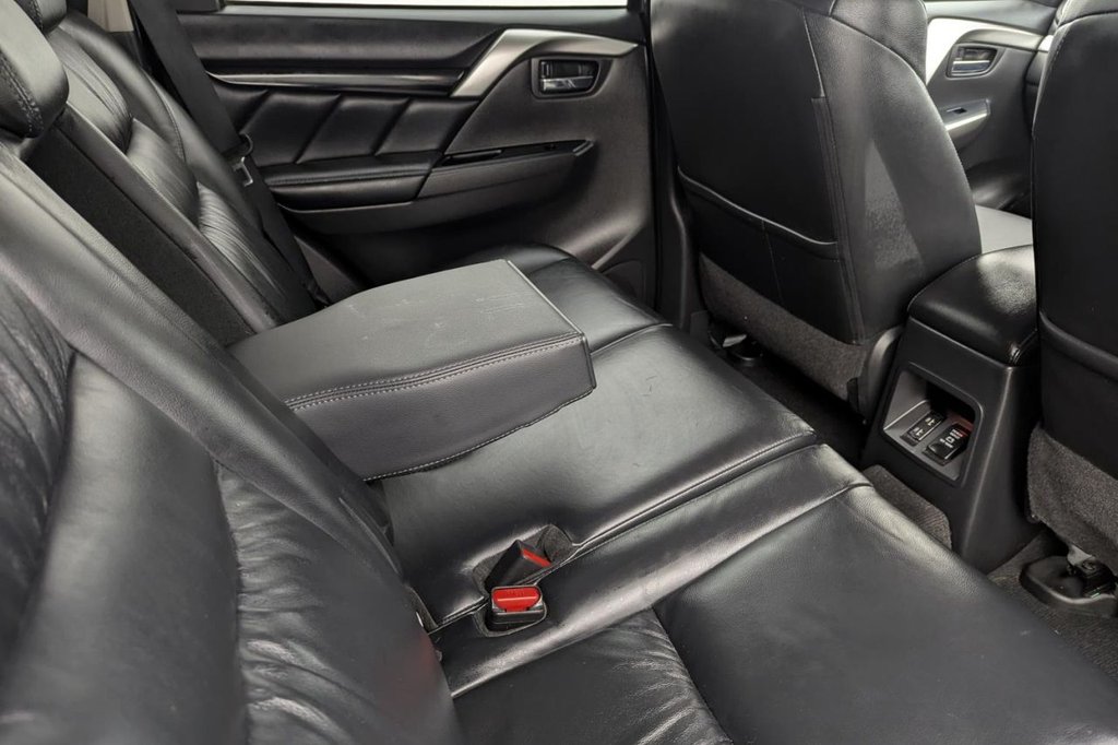 USED 2020 20 MITSUBISHI SHOGUN SPORT 2.4D 4 SUV 5dr Diesel Auto 4WD Euro 6 (181 ps) 7 Seats, 4x4, Leather
