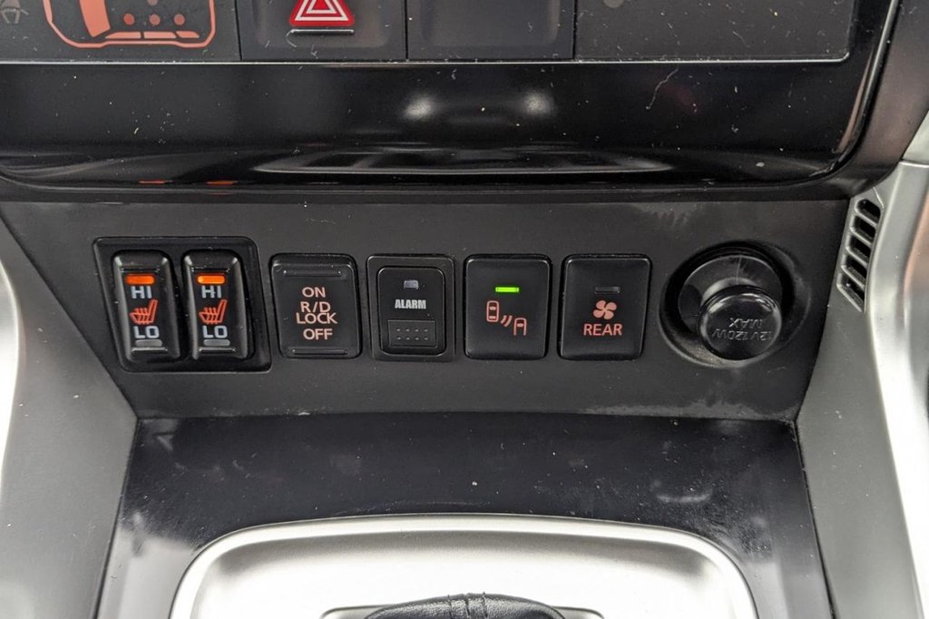 USED 2020 20 MITSUBISHI SHOGUN SPORT 2.4D 4 SUV 5dr Diesel Auto 4WD Euro 6 (181 ps) 7 Seats, 4x4, Leather
