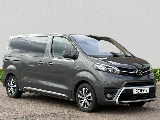 View our TOYOTA PROACE VERSO